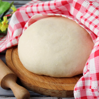 Тесто на живых дрожжах