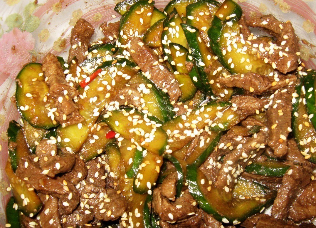 Мясо Экзотика 1. Этап. Мясо Экзотика: Добавить слегка обжаренный кунжут. Перемешать. Все вкусы на данном этапе перемешаются.