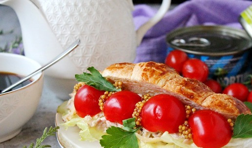 1. Этап. Закусочные круассаны с тунцом: Приятного аппетита.