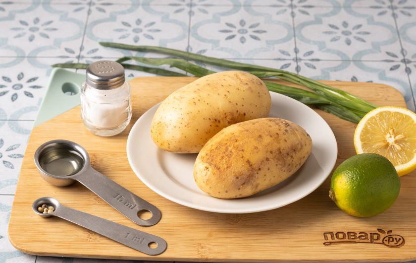 1. Этап. Чешский картофельный салат: Подготовьте все ингредиенты.