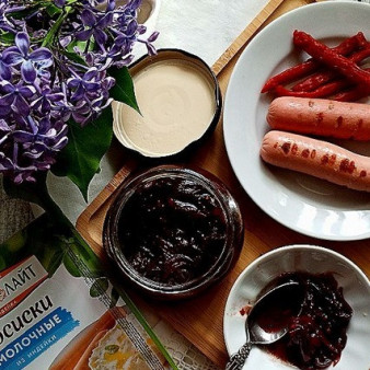 Луковый мармелад на красном вине