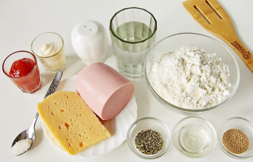 1. Этап. Мини пицца: Подготовьте все ингредиенты.