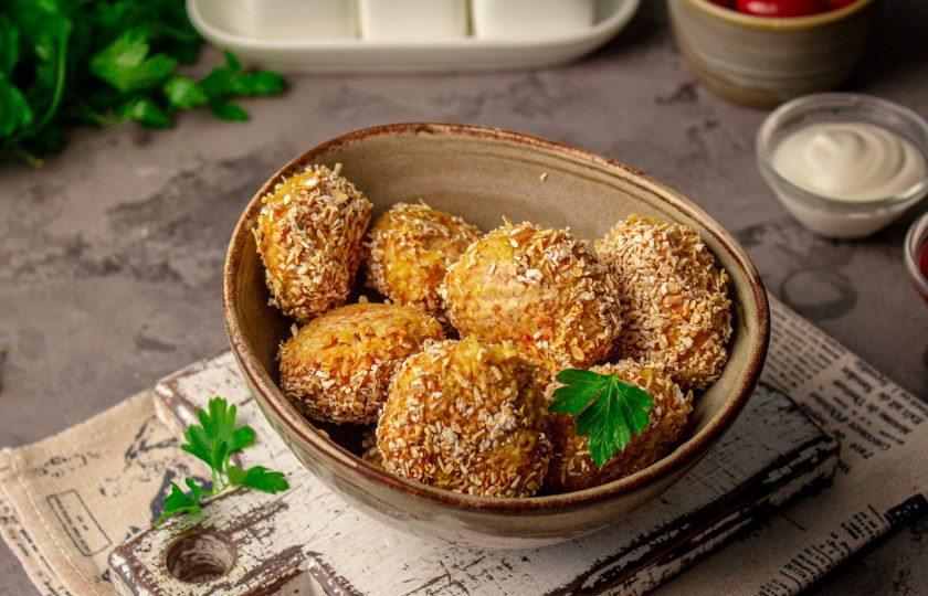 1. Этап. Наггетсы в духовке без масла: Готовые наггетсы подавайте с любимым соусом. Приятного аппетита!