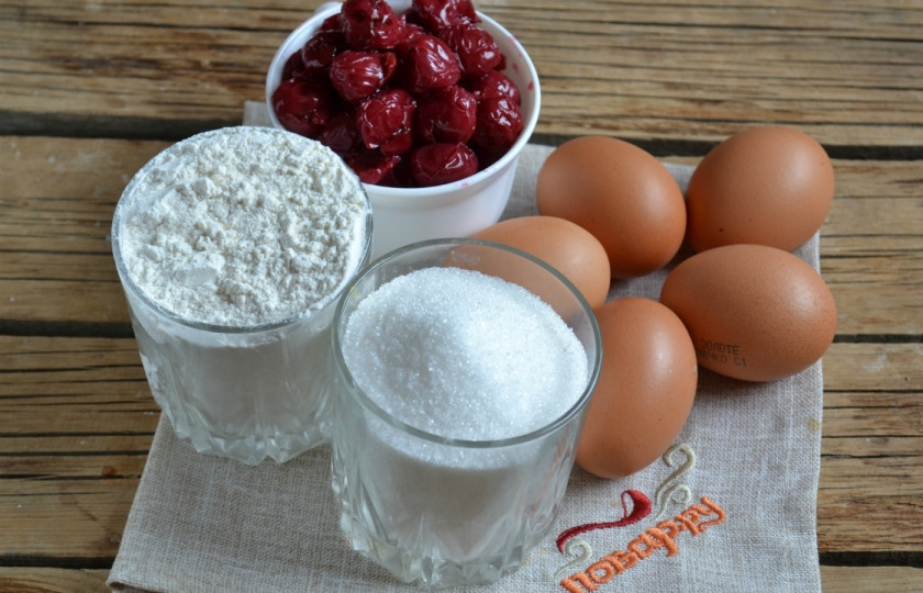 1. Этап. Торт Панчо с вишней: Подготовьте все необходимые ингредиенты.