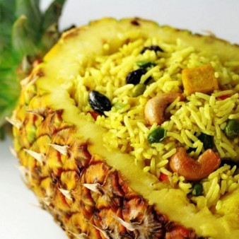 Рис с ананасом