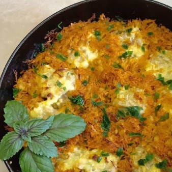 Минтай в чесночном соусе