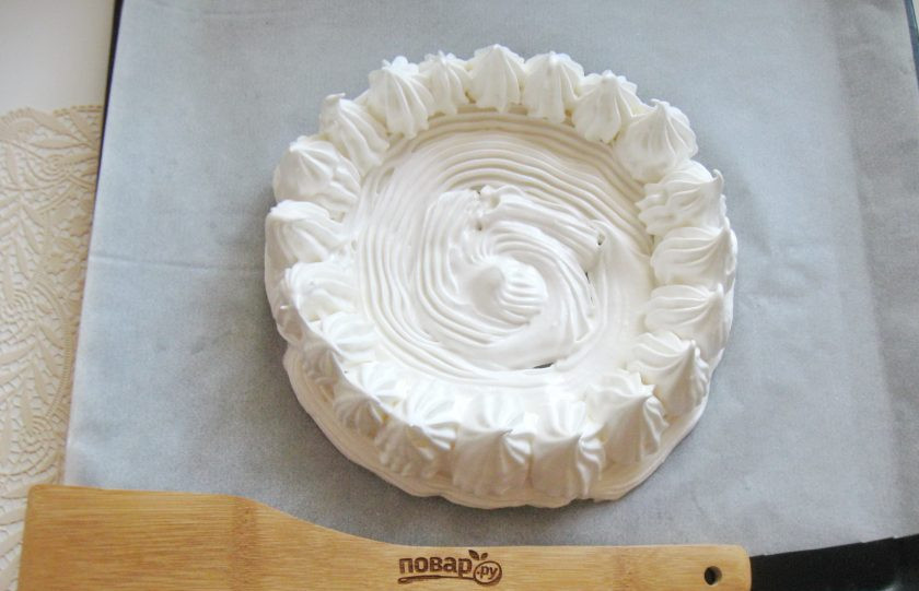 1. Этап. Безе Павлова: Безе готово. Отправьте его в духовку.