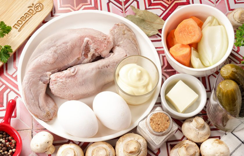 1. Этап. Салат с языком: Подготовьте все ингредиенты по списку.