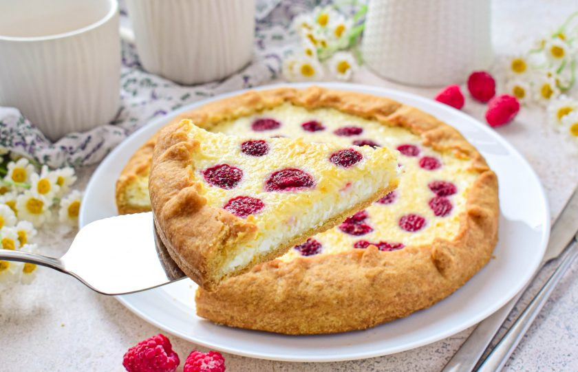 1. Этап. Галета с творогом и малиной: Приятного чаепития!