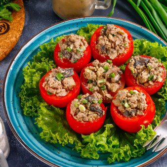 Помидоры фаршированные куриной печенью