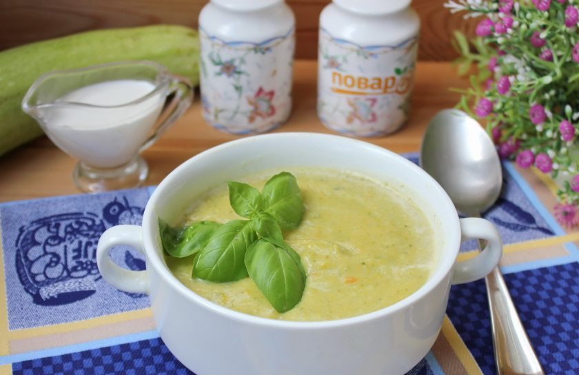 1. Этап. Суп-пюре из кабачков со сливками: Суп-пюре из кабачков со сливками готов. Подавайте на первое в обед.
