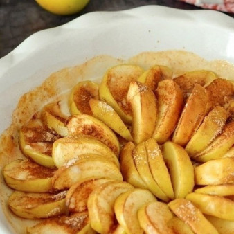 Яблоки, печёные дольками