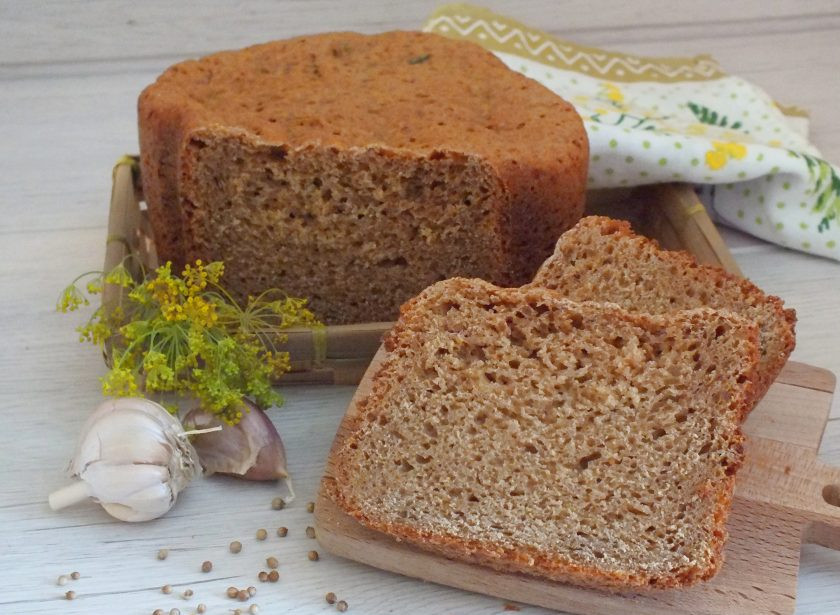 1. Этап. Хлеб на квасе в хлебопечке: Хлеб хорошо подходит для первых блюд или бутербродов. Приятного аппетита!