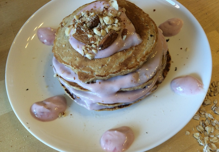 1. Этап. Овсяные оладьи на ряженке: Приятного аппетита!