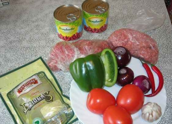 1. Этап. Суп чили с фасолью: 1. Прежде всего берем все ингредиенты для приготовления этого супа.