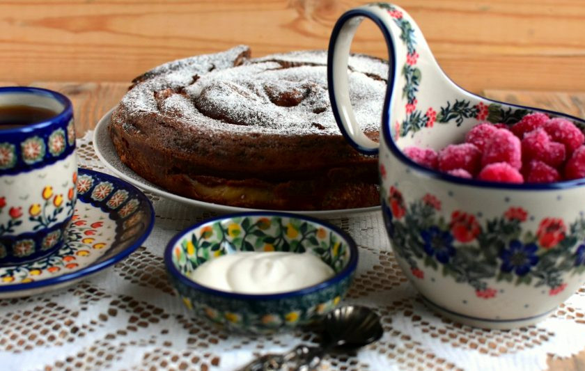 1. Этап. Блинный торт с шоколадной заливкой: Подавайте теплым или полностью охладите.