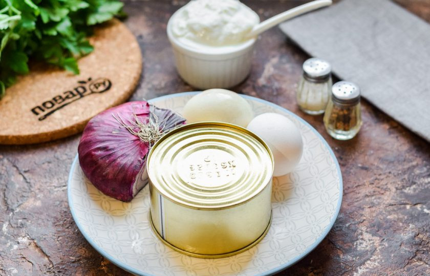 1. Этап. Салат Мимоза по Дюкану: Подготовьте ингредиенты.