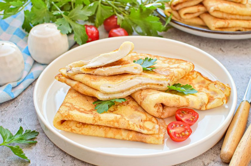 1. Этап. Блины с маскарпоне: Можно сразу подавать к столу.