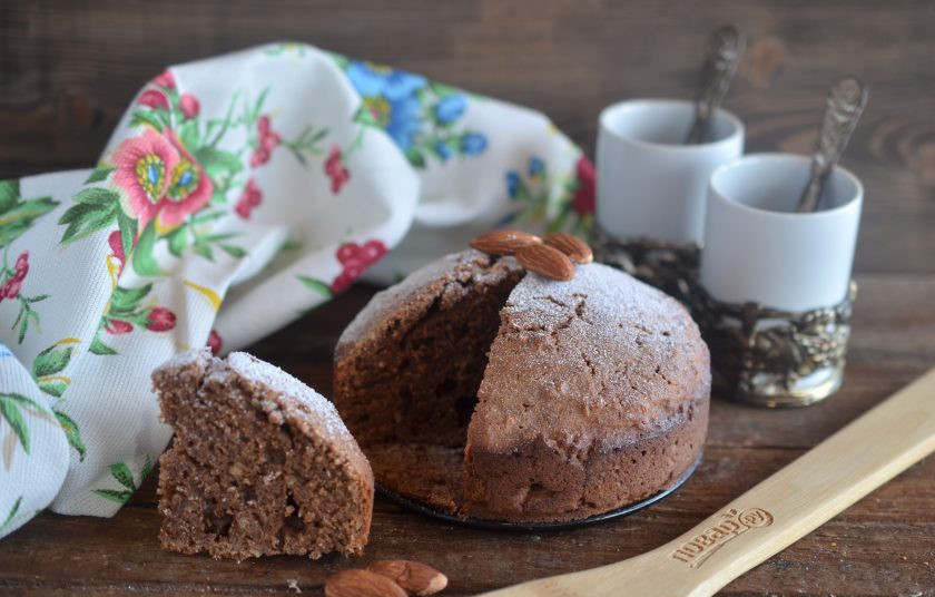 1. Этап. Постный шоколадный манник с миндалем: Приятного аппетита!