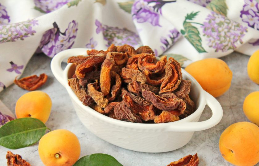 1. Этап. Сушка абрикосов в электросушилке: Хороших заготовок!