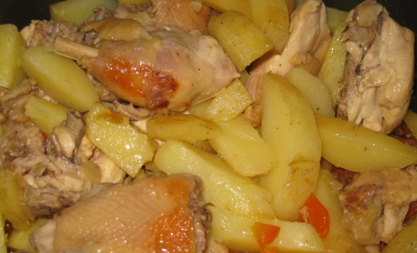 1. Этап. Жаркое из цыпленка: Готово! Блюдо украсьте зеленью и подавайте к столу. Приятного аппетита!