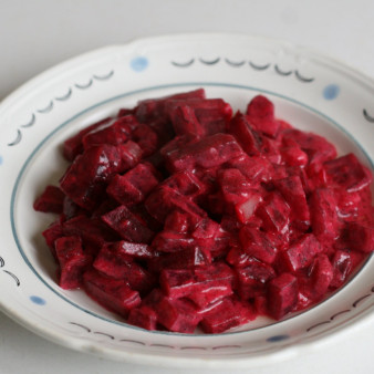 Свекла, тушенная в сметане