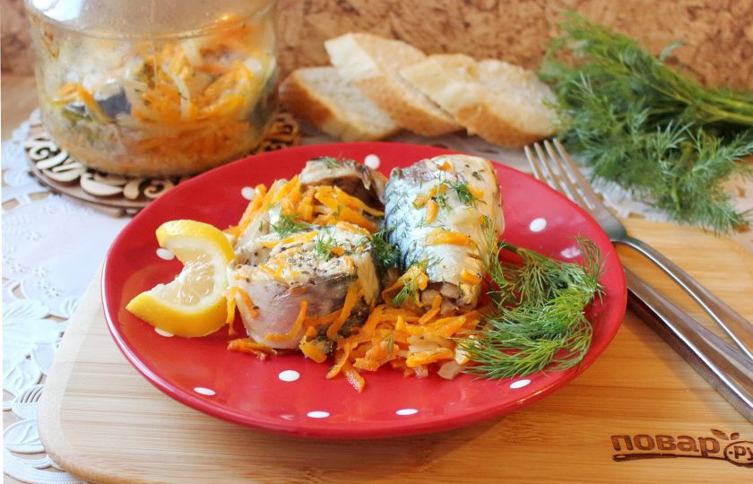 1. Этап. Скумбрия в банке в духовке: Скумбрия запеченная в банке в духовке готова. Можно подавать к столу.