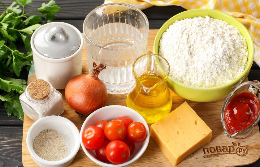 1. Этап. Пицца с сыром в мультиварке: Подготовьте все ингредиенты.