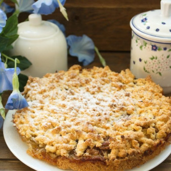 Тёртый пирог с яблоками