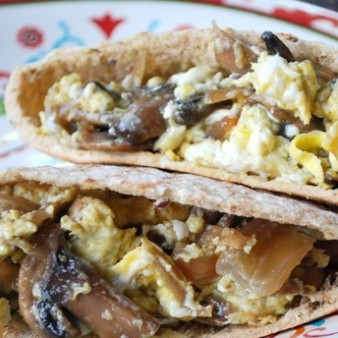 Лаваш с селедкой