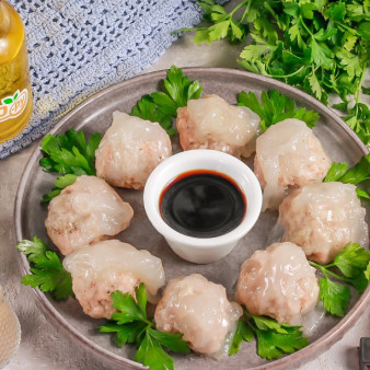 Мясные шарики в рисовой бумаге Димсам