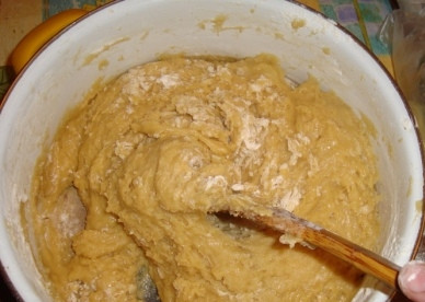 1. Этап. Торт Пизанская башня: 8. Вымешиваем тесто.