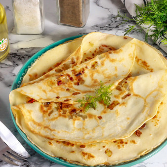 Блины с луковым припеком