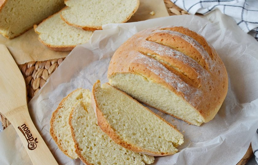 1. Этап. Хлеб на кефире в духовке: Приятного аппетита! Хлебушек настолько вкусный, что я пеку сразу по 2-3 булочки. Вес одной булки получается от 500 до 550 грамм.