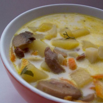 Сырный суп со свининой