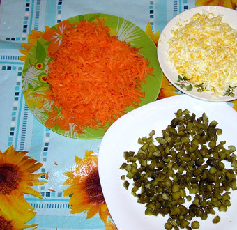 1. Этап. Салат с печенью Ермак: 2. В рецепт приготовления салата с печенью 