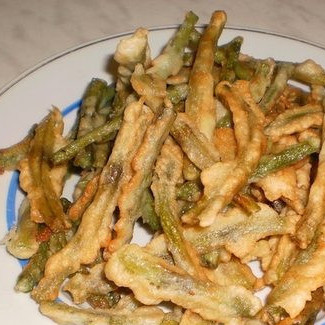 Спаржевая фасоль в кляре