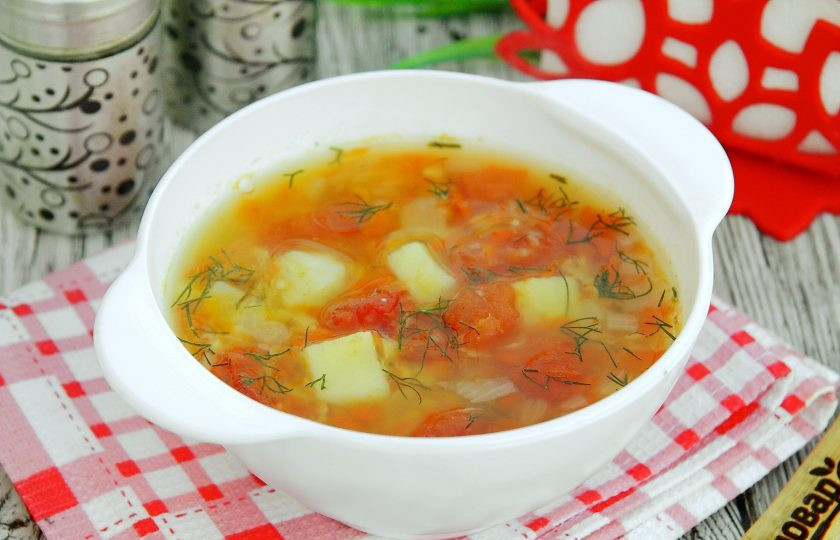 1. Этап. Гороховый суп с помидорами: Гороховый суп с помидорами готов. Приятного аппетита!