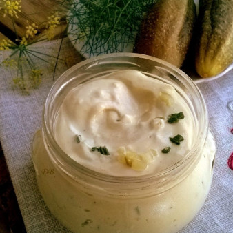 Соус Тартар с солеными огурцами