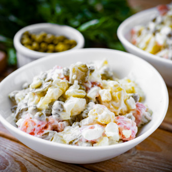 Оливье с лососем