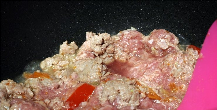 1. Этап. Макароны по-флотски в мультиварке: Мультварку ставим на режим 