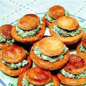 Слоеные валованы с творогом