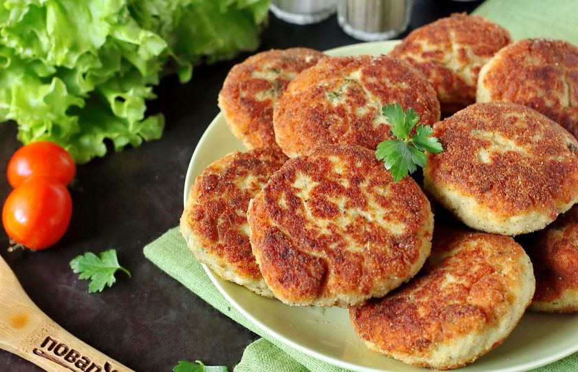 1. Этап. Рыбные котлеты в панировке: Приятного аппетита!