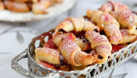 1. Этап. Рогалики из песочного теста: 4. Рогалики из песочного теста готовы! Приятного аппетита!