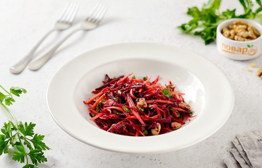 1. Этап. Салат из свежей свеклы: Салат из свежей свеклы готов, приятного вам аппетита!