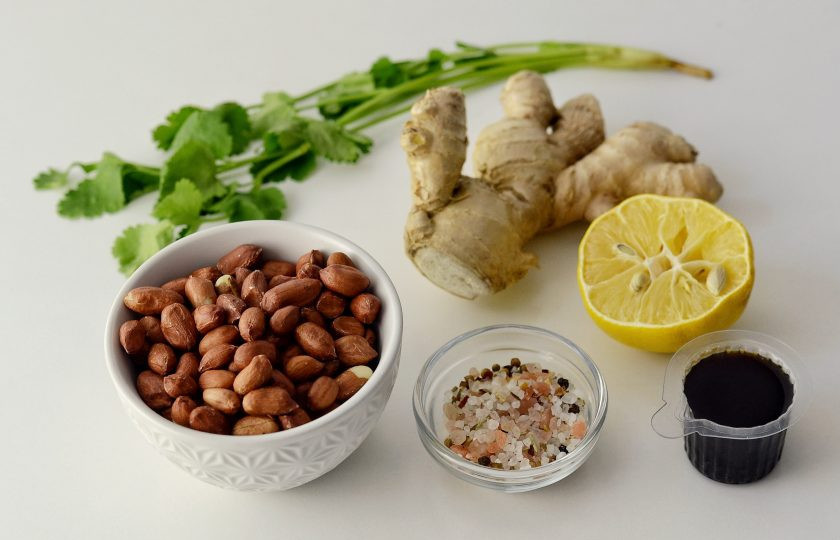 1. Этап. Маринованный арахис: Подготовьте все ингредиенты.