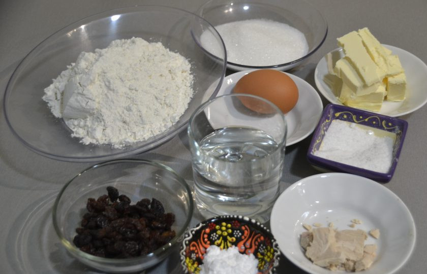 1. Этап. Кекс Майский: Подготовьте ингредиенты.