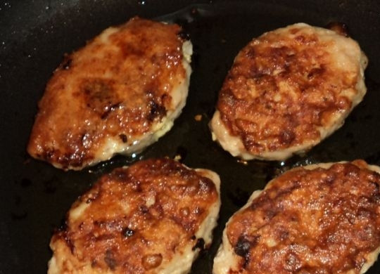 1. Этап. Зразы из фарша: Зразы жарить в течение 30 минут. Приятного аппетита!