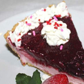 Пирог из замороженных ягод