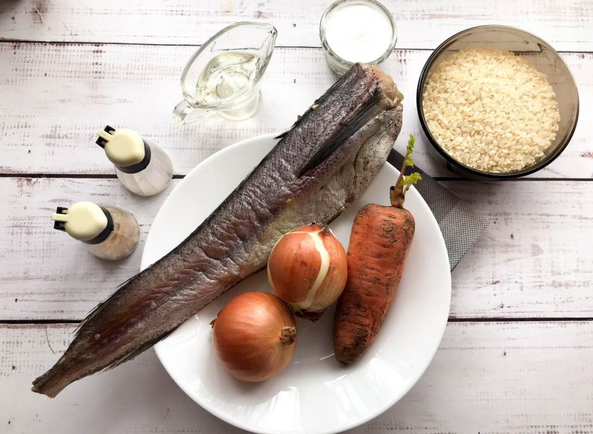 1. Этап. Рыба с рисом и овощами в духовке: Подготовьте все необходимые ингредиенты.